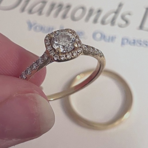Size 9 Custom Wedding Ring and Engagement Ring Set - Picture 1 of 10
